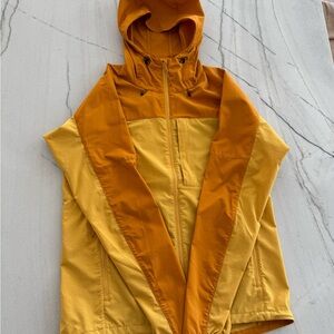 Fjallraven Yellow and Orange Lightweight Jacket